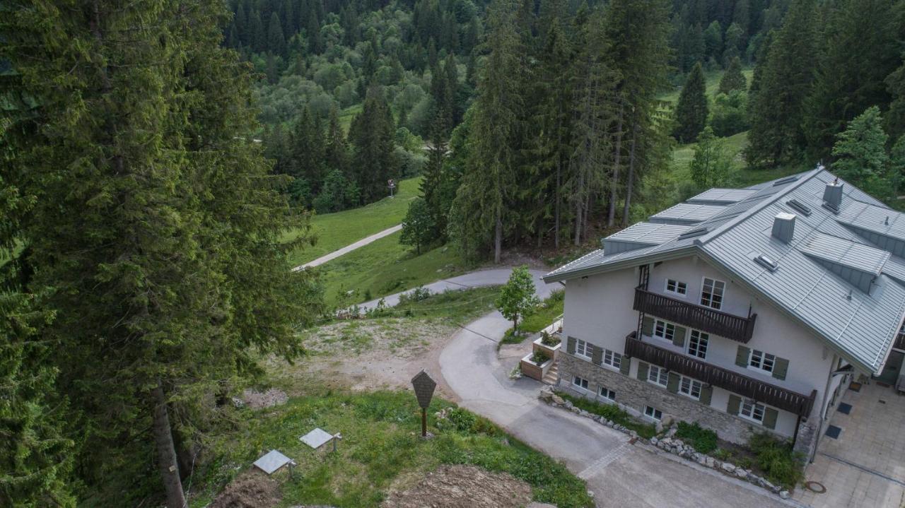 Spitzing Lodge Ferienwohnungen Spitzingsee Exterior foto